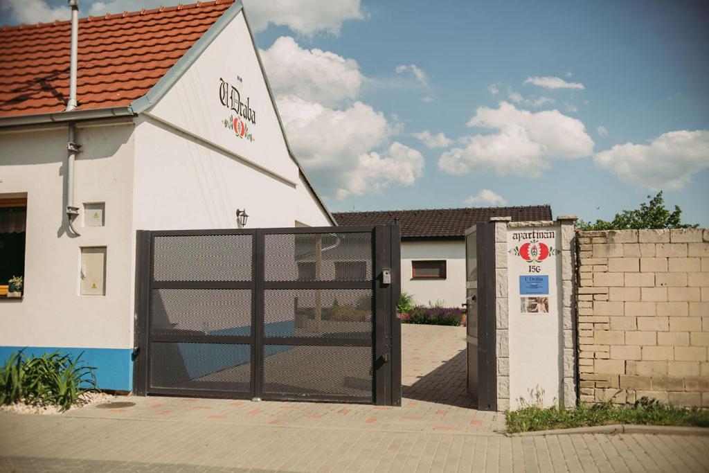 Apartmán U Drába: ubytování na Slovácku v Miloticích u Kyjova Milotice Exteriér fotografie